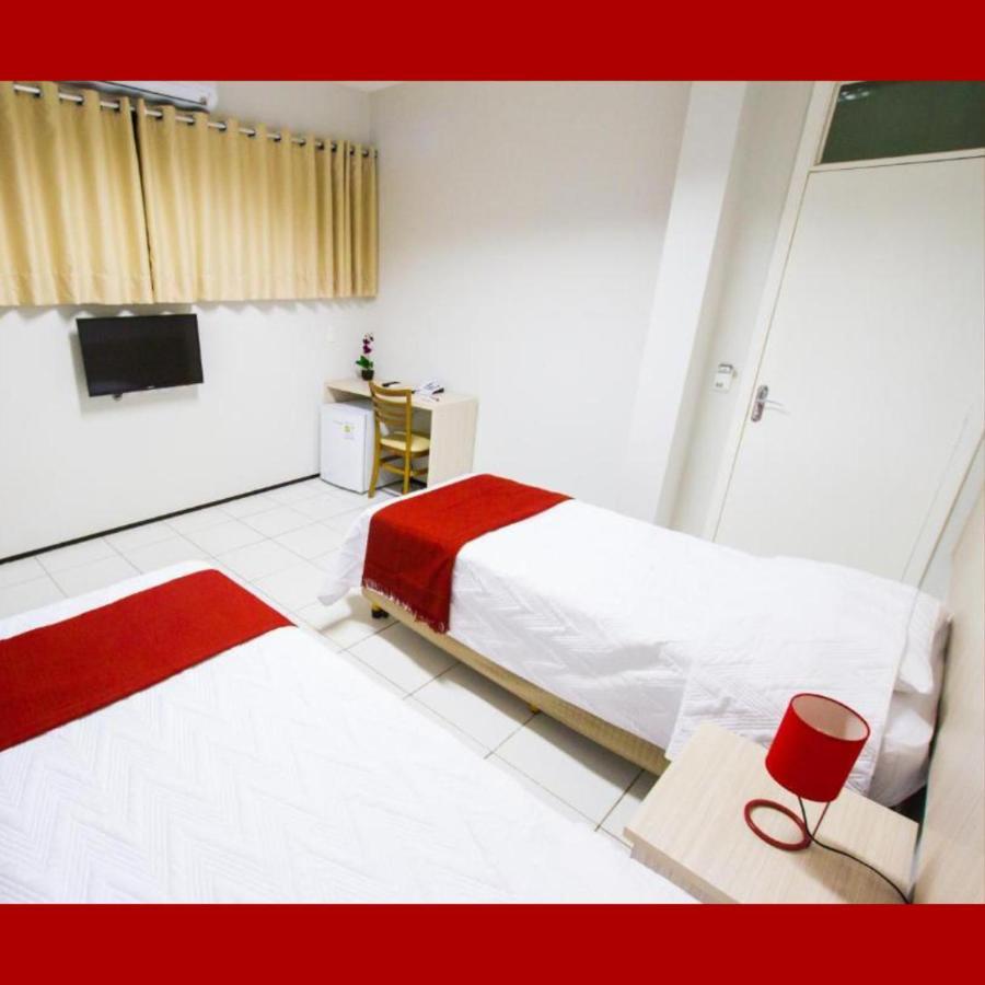 Holiday Hotel Picos 外观 照片